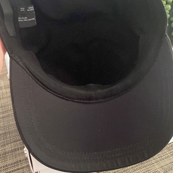 EUC PRADA HAT BALL CAP SIZE MED BLACK WITH LOGO WORN 2X BRIEFLY - Picture 6 of 14